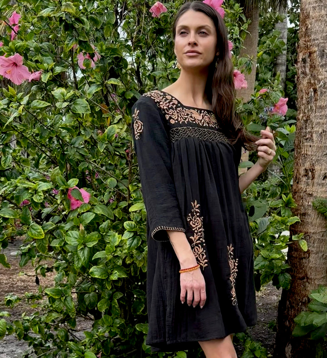 Farrah Embroidered Gauze Dress BLK / M Farrah Embroidered Gauze Dress BLK / M