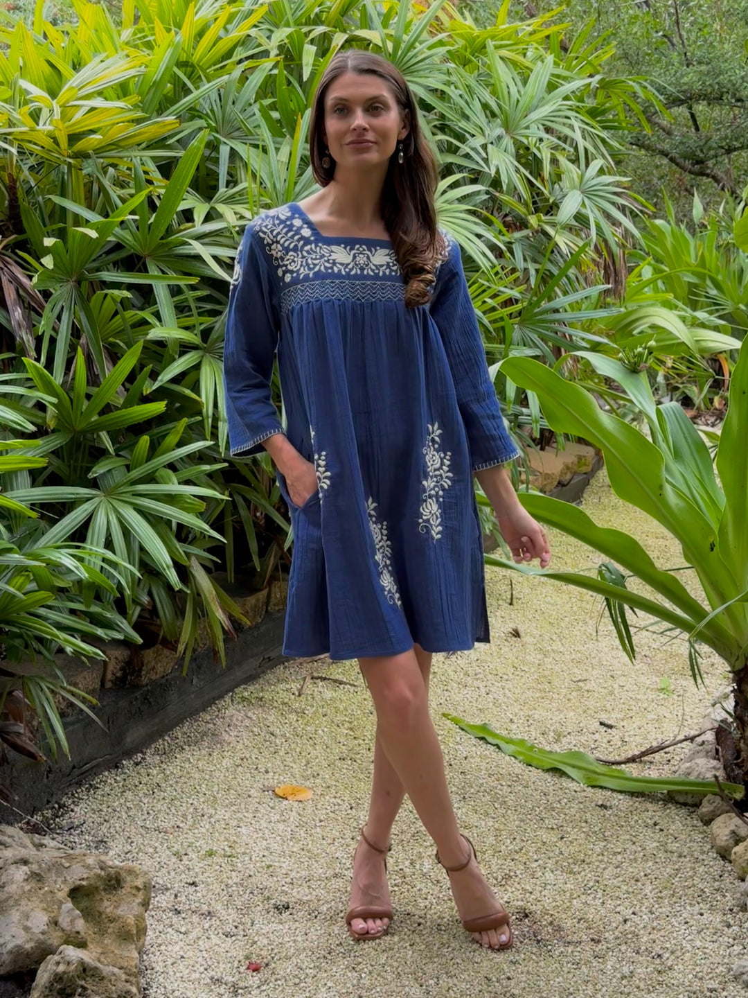Farrah Embroidered Gauze Dress NVY / M Farrah Embroidered Gauze Dress NVY / M