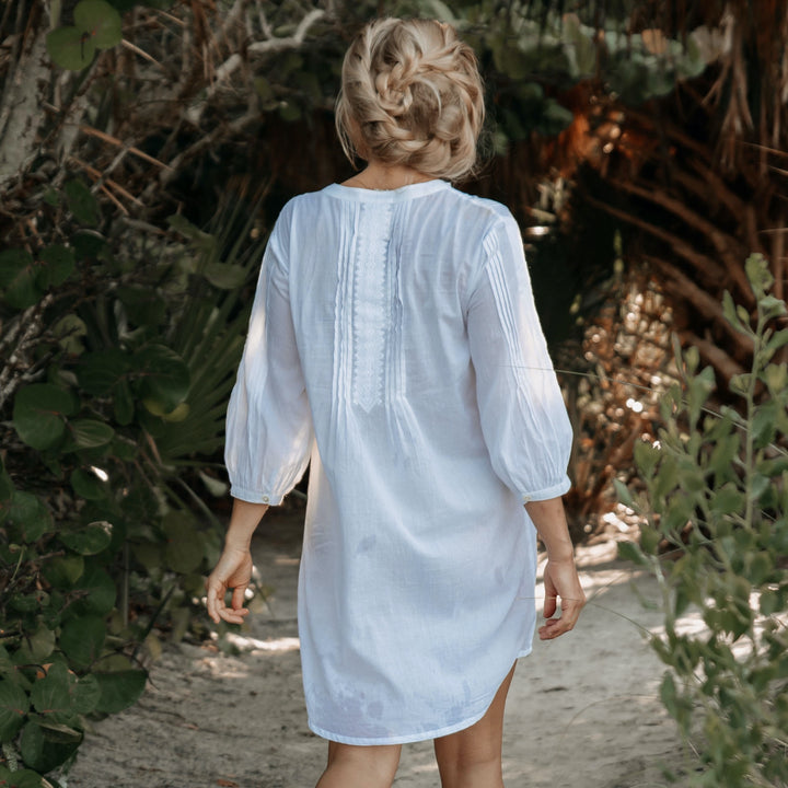 woman in 100% cotton tunic by sigrid olsen - back view 