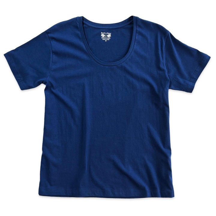 Bistro Tee navy(1) copy.jpg